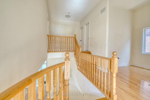 Photo 19 at 171 Maurier Boulevard, Patterson, Vaughan