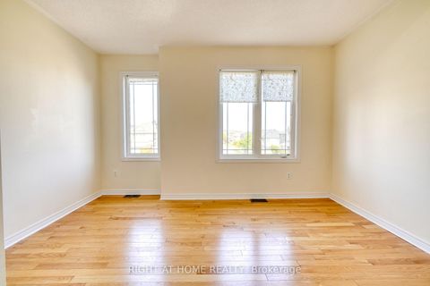 Photo 24 at 171 Maurier Boulevard, Patterson, Vaughan
