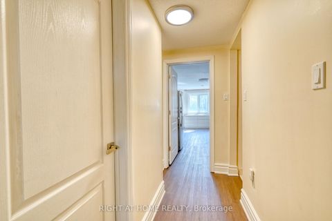 Photo 40 at 171 Maurier Boulevard, Patterson, Vaughan