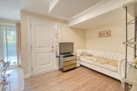 Photo 41 at 171 Maurier Boulevard, Patterson, Vaughan