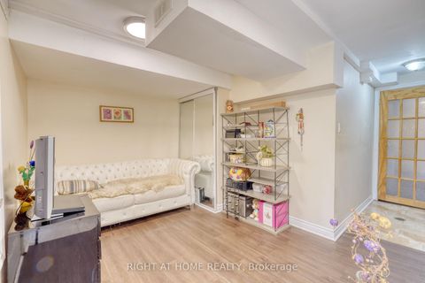 Photo 43 at 171 Maurier Boulevard, Patterson, Vaughan