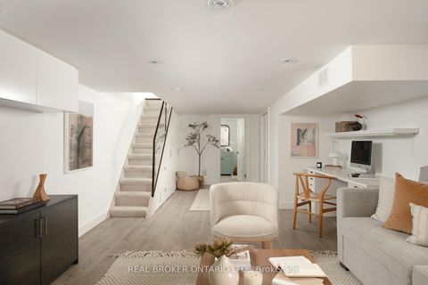 Photo 17 at 550 Milverton Boulevard, Danforth, Toronto