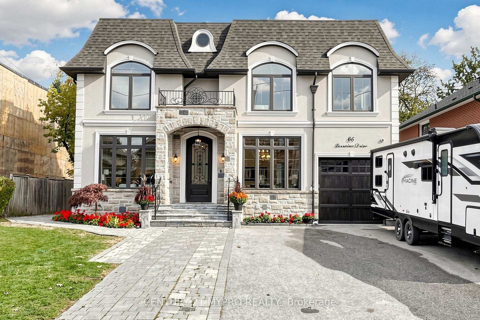 66 Lorraine Drive, Willowdale West, Toronto 