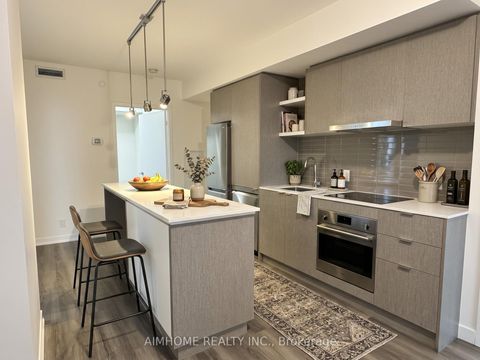 Photo 1 at 3310 - 100 Harbour Street, Waterfront Communities C1, Toronto