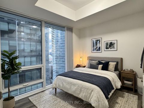 Photo 5 at 3310 - 100 Harbour Street, Waterfront Communities C1, Toronto