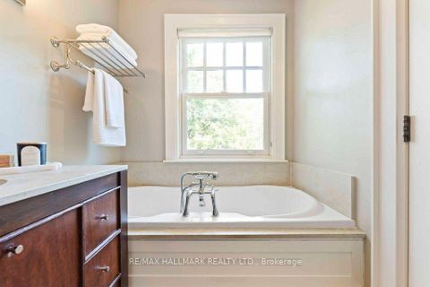 Photo 22 at 29 Standish Avenue, Moore Park, Toronto