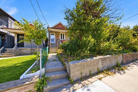 Photo 0 at 279 McRoberts Avenue, Fairbank, Toronto