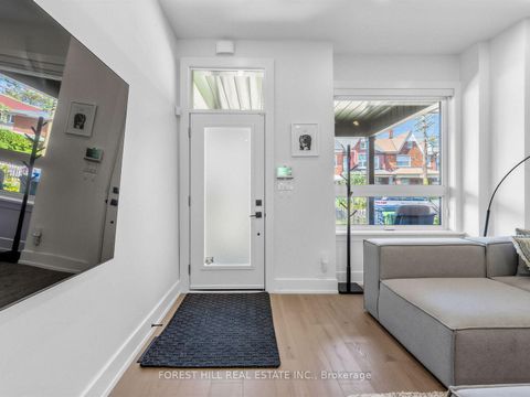 Photo 2 at 87 Palmerston Avenue, Bellwoods, Toronto