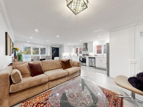 Photo 7 at 497 Northcliffe Boulevard, Oakwood Village, Toronto