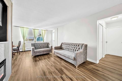 Photo 1 at 402 - 5 Frith Road, Jane Heights, Toronto