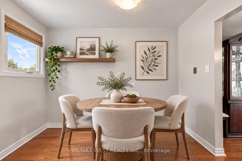 Photo 7 at 2 Ackrow Court, West Deane, Toronto