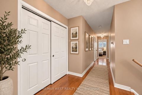 Photo 10 at 2 Ackrow Court, West Deane, Toronto