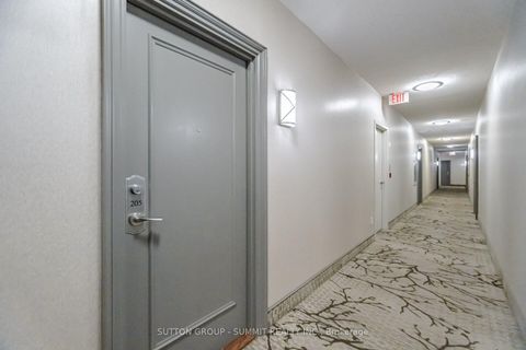 Photo 2 at 205 - 455 Rosewell Avenue, Lawrence Park South, Toronto