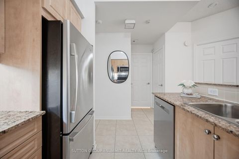Photo 7 at 205 - 455 Rosewell Avenue, Lawrence Park South, Toronto