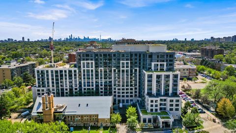 Photo 13 at 721 - 35 Saranac Boulevard, Lawrence, Toronto