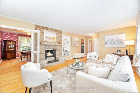 Photo 13 at 22 Poplar Drive, Oak Ridges, Richmond Hill