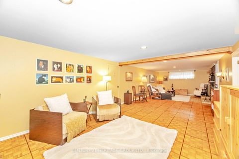 Photo 34 at 22 Poplar Drive, Oak Ridges, Richmond Hill