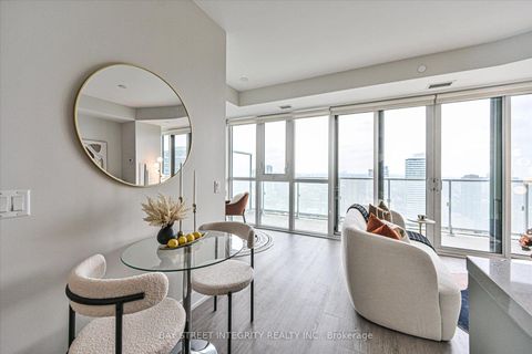 Photo 9 at 3807 - 7 Grenville Street, Bay Street Corridor, Toronto