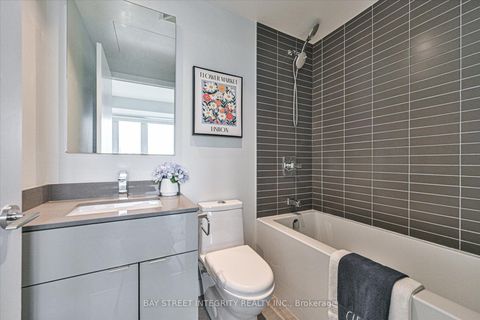Photo 15 at 3807 - 7 Grenville Street, Bay Street Corridor, Toronto