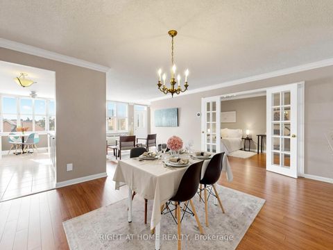 Photo 13 at 322 Grandview Way, Willowdale East, Toronto