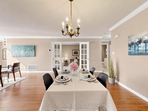 Photo 14 at 322 Grandview Way, Willowdale East, Toronto