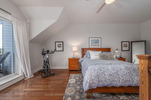 Photo 17 at 9 - 265 Van Dusen Boulevard, City Centre West, Toronto