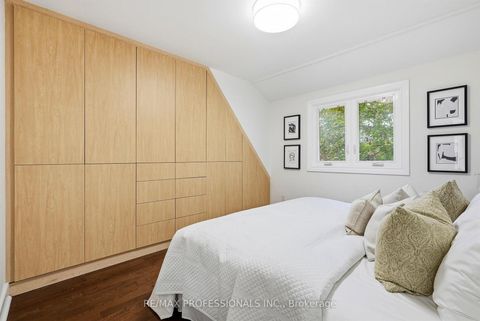 Photo 3 at 81 Alton Avenue, South Riverdale, Toronto