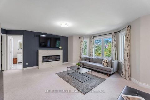 Photo 11 at 118 May Avenue, North Richvale, Richmond Hill