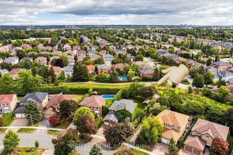 Photo 4 at 43 Topham Crescent, Westbrook, Richmond Hill