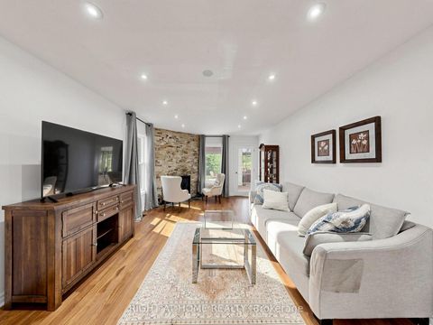 Photo 21 at 43 Topham Crescent, Westbrook, Richmond Hill