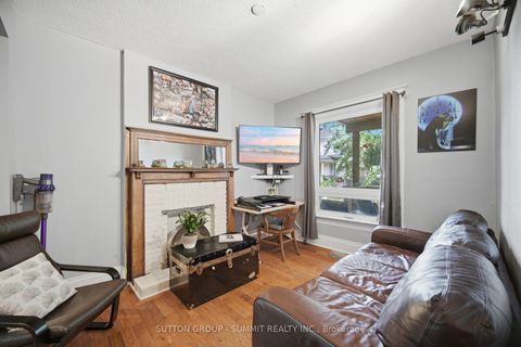Photo 5 at 500 INDIAN Grove, Junction Area, Toronto