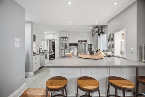 Photo 11 at 500 INDIAN Grove, Junction Area, Toronto