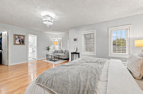 Photo 23 at 63 Oatlands Crescent, Mill Pond, Richmond Hill
