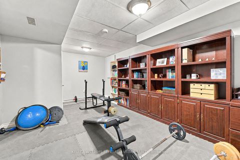 Photo 36 at 63 Oatlands Crescent, Mill Pond, Richmond Hill