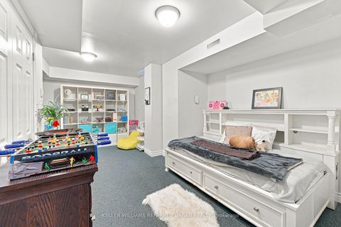 Photo 38 at 63 Oatlands Crescent, Mill Pond, Richmond Hill