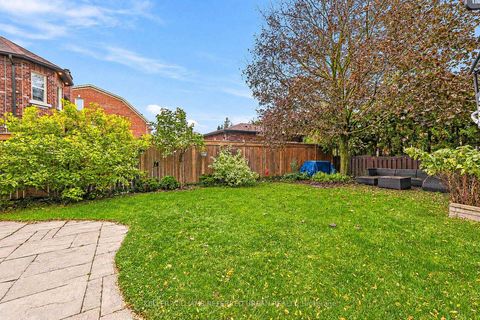 Photo 49 at 63 Oatlands Crescent, Mill Pond, Richmond Hill