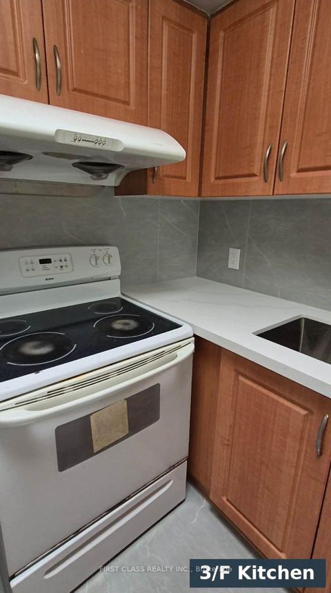 Photo 17 at 301 Rhodes Avenue, Coxwell, Toronto