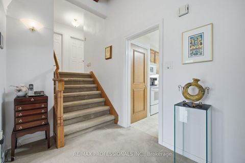 Photo 17 at 9 Humber Ridge Drive, Queensway, Toronto