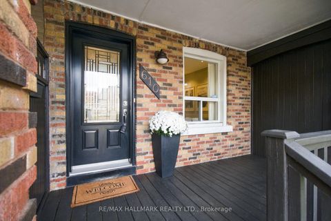 Photo 2 at 610 Coxwell Avenue, Coxwell, Toronto