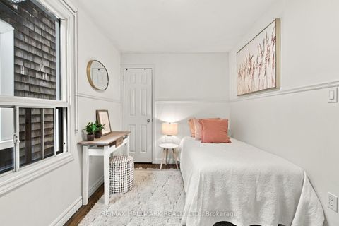 Photo 28 at 610 Coxwell Avenue, Coxwell, Toronto