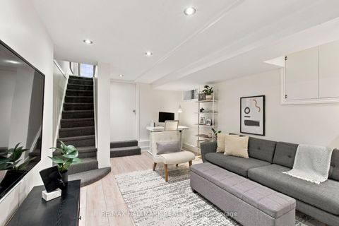 Photo 34 at 610 Coxwell Avenue, Coxwell, Toronto