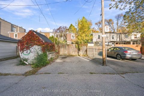 Photo 39 at 610 Coxwell Avenue, Coxwell, Toronto