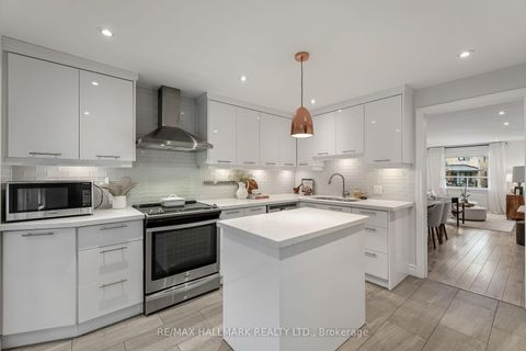Photo 10 at 25 Northview Avenue, Cliffside, Toronto