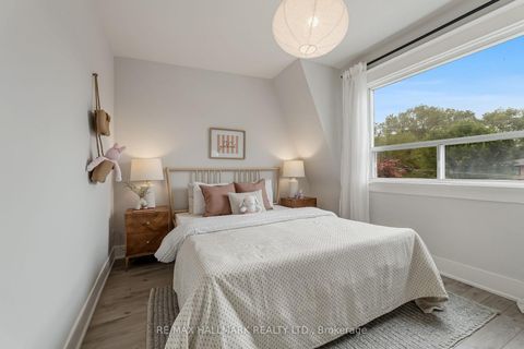 Photo 21 at 25 Northview Avenue, Cliffside, Toronto