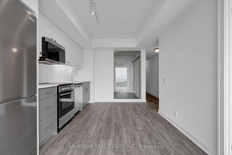 Photo 4 at 914 - 2 Manderley Drive, Cliffside, Toronto