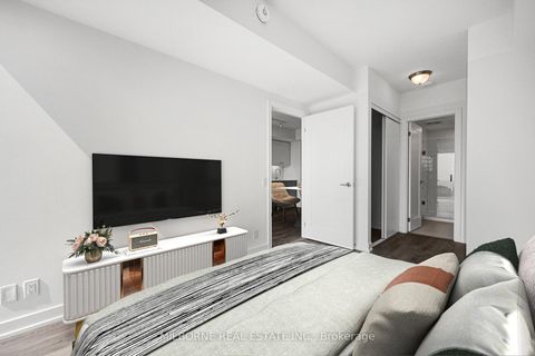 Photo 11 at 914 - 2 Manderley Drive, Cliffside, Toronto