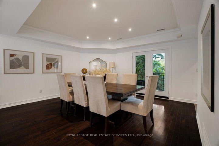 Photo 12 at TH3 - 3525 Yonge Street, York Mills, Toronto