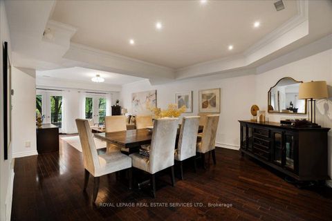 Photo 10 at TH3 - 3525 Yonge Street, York Mills, Toronto