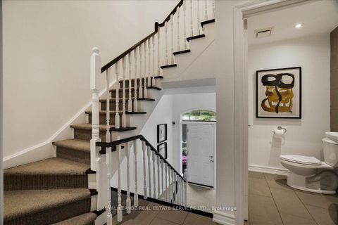 Photo 18 at TH3 - 3525 Yonge Street, York Mills, Toronto