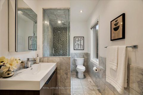 Photo 23 at TH3 - 3525 Yonge Street, York Mills, Toronto